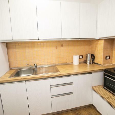 Natea Apartments Тирана Екстер'єр фото
